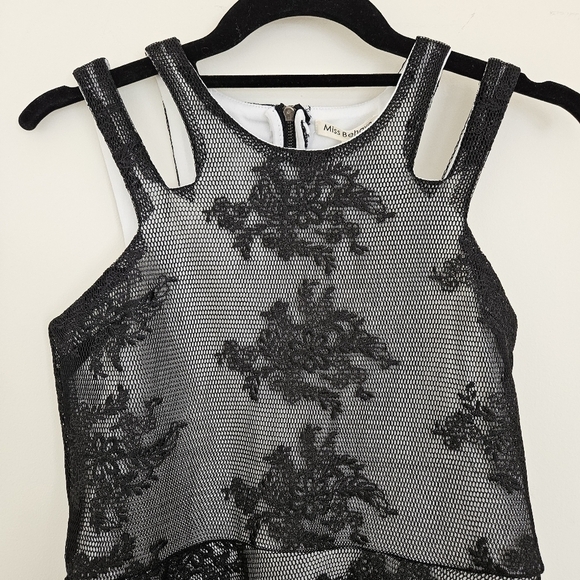 Miss Behave Girls' Adrianna Embroidered Mesh Dress NWT - Picture 2 of 10